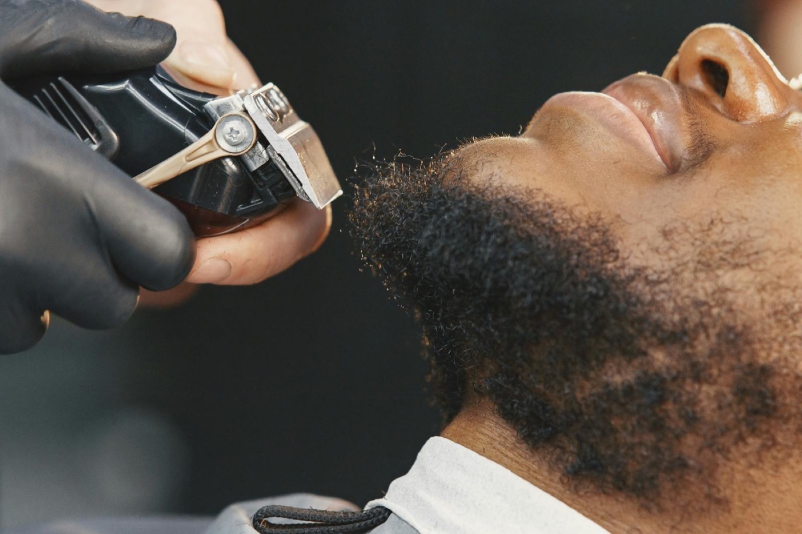 Beard outline with clippers